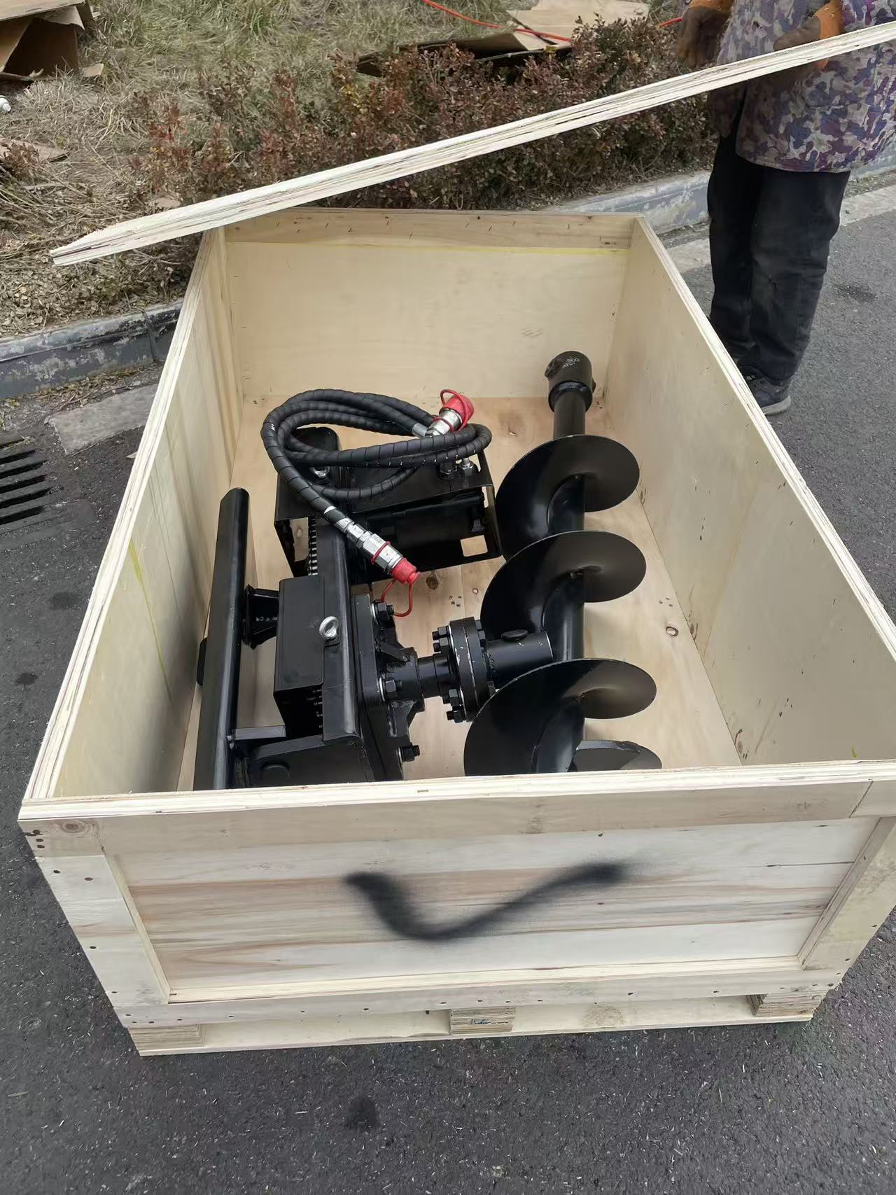 スキッドステアローダー用油圧式アースオーガードリル、ポストホ - Post Hole Digger のレビューと価格